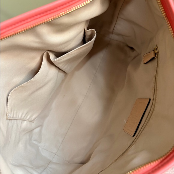 Coach Peyton Leather Jordan Double Zip Carryall tote/crossbody - Picture 9 of 16